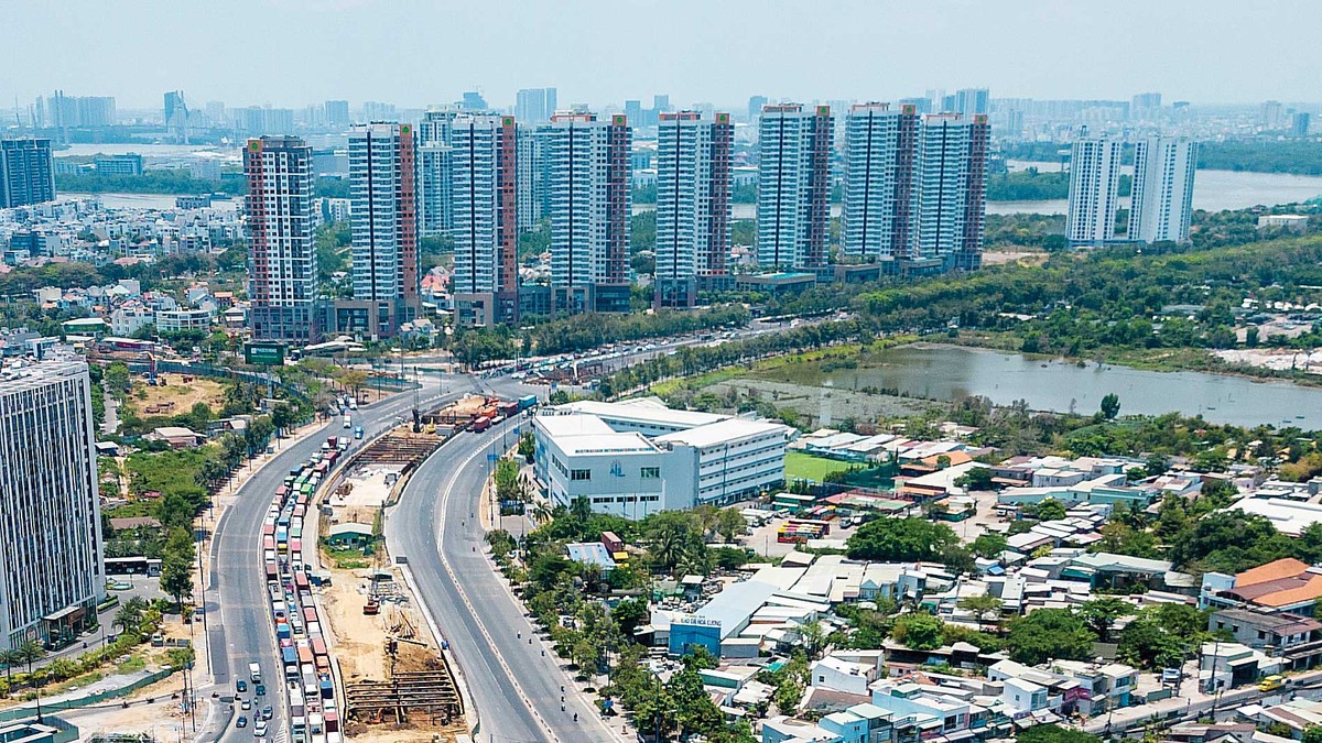 Dự án The Sun Avenue nhìn từ xa. Ảnh: Lê Toàn. Dự án The Sun Avenue nhìn từ xa. Ảnh: Lê Toàn.