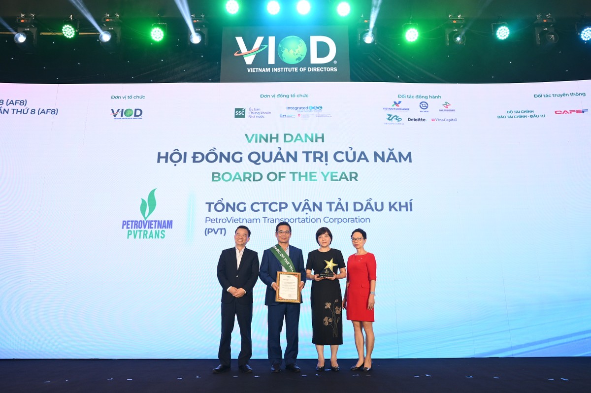 PVTrans vinh dự nhận giải thưởng Top 5 Hội đồng Quản trị của năm 2025 PVTrans vinh dự nhận giải thưởng Top 5 Hội đồng Quản trị của năm 2025