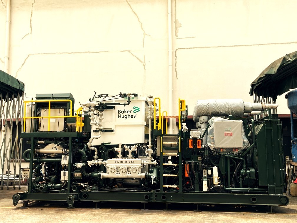 Dịch vụ bơm trám xi măng (Cementing)