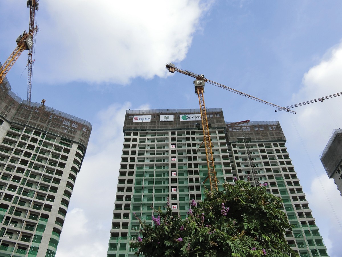 Thị trường nhà ở dự báo sẽ sớm sôi động trở lại. Ảnh Dũng Minh.