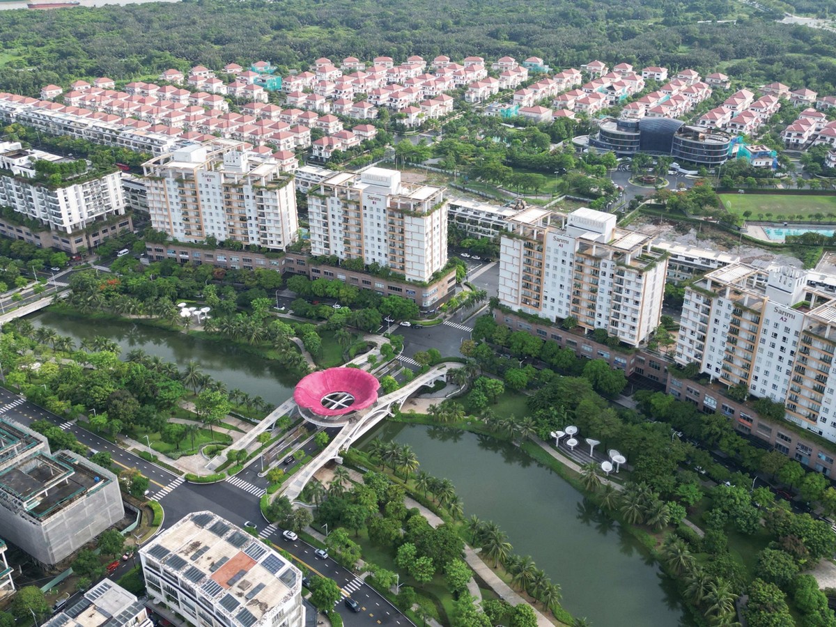 Thị trường căn hộ TP.HCM có sự phân hóa rõ rệt theo khu vực. Ảnh: Lê Toàn. Thị trường căn hộ TP.HCM có sự phân hóa rõ rệt theo khu vực. Ảnh: Lê Toàn.