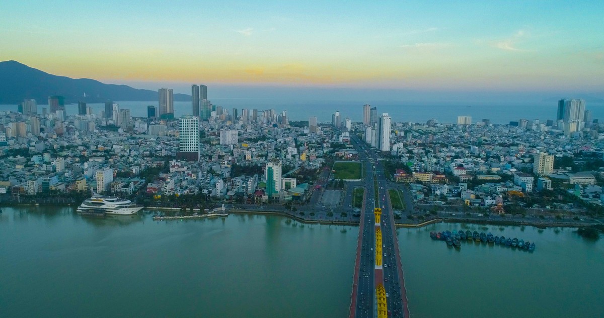 Một số khu vực ven biển Đà Nẵng được quy hoạch hướng đến thành các khu cao tầng. Ảnh: Sơn Đoàn. Một số khu vực ven biển Đà Nẵng được quy hoạch hướng đến thành các khu cao tầng. Ảnh: Sơn Đoàn.