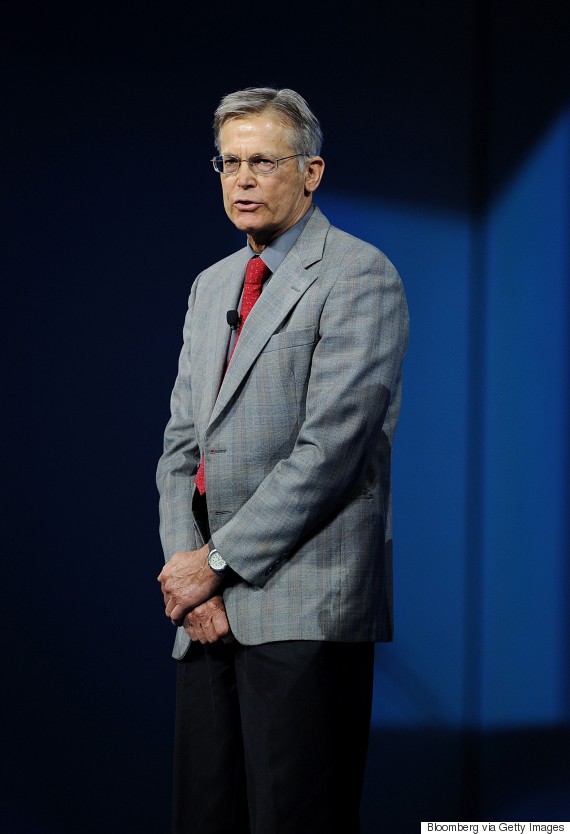 Soi tài sản của 10 tỷ phú giàu nhất thế giới năm 2015 ảnh 2