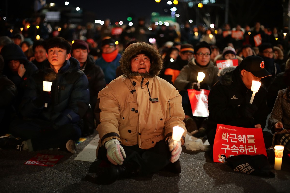 Hàn Quốc có năm  2016 “kinh hoàng” vì 6 sự kiện tạo tình trạng rất, rất, rất tệ...  ảnh 2