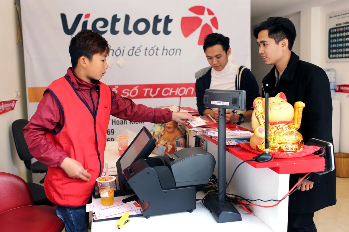 Bloomberg: Việt Nam dành 800 triệu USD mỗi năm cho các trò cá cược tại nước ngoài ảnh 2