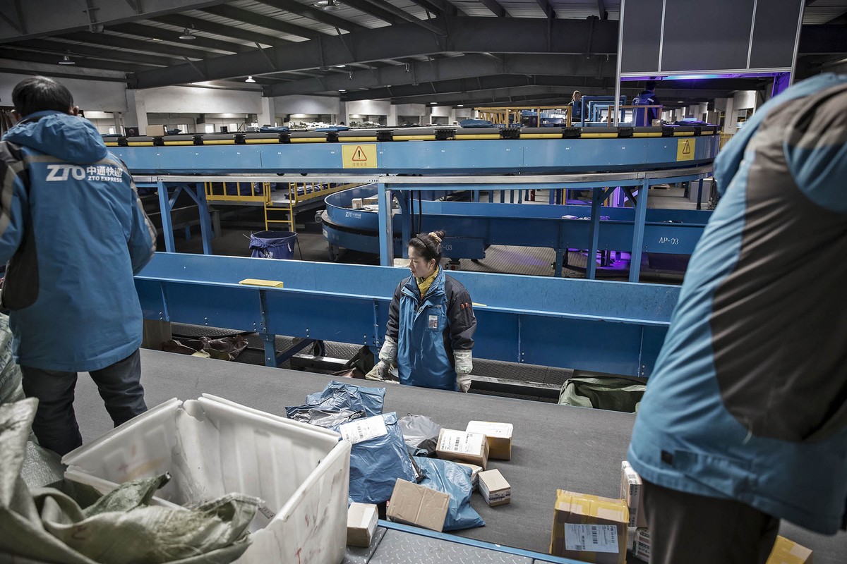 Quên DHL, FedEx đi, đã đến thời của những “người vận chuyển” Trung Quốc ảnh 3