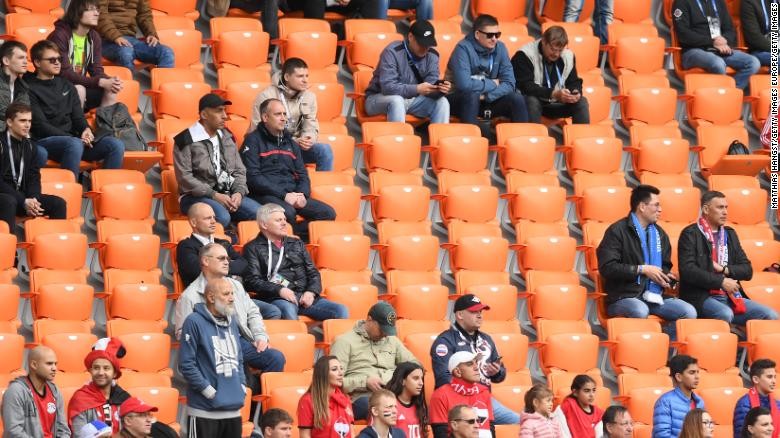 Fan Mỹ, Trung Quốc càn quét số lượng vé World Cup ảnh 1