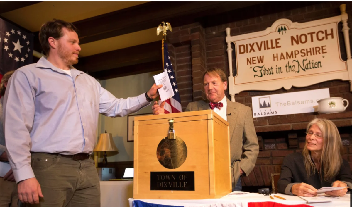 Ông Biden đã giành chiến thắng đầu tiên tại Dixville Notch Ông Biden đã giành chiến thắng đầu tiên tại Dixville Notch