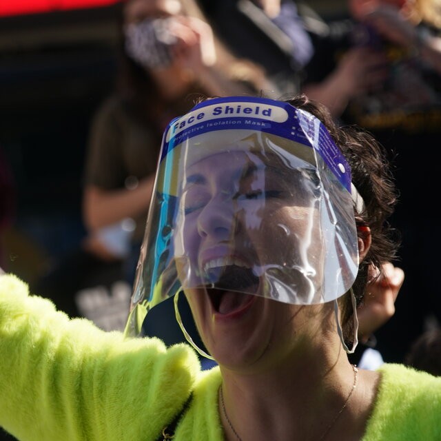 Trong khi những cuộc biểu tình yêu cầu kiểm phiếu lại diễn ra Trong khi những cuộc biểu tình yêu cầu kiểm phiếu lại diễn ra