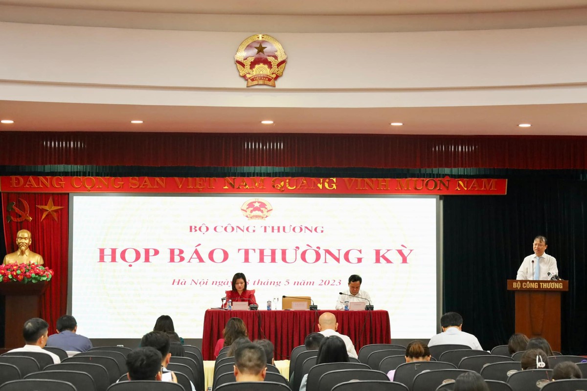 Họp báo thường kỳ Bộ Công thương ngày 18/5