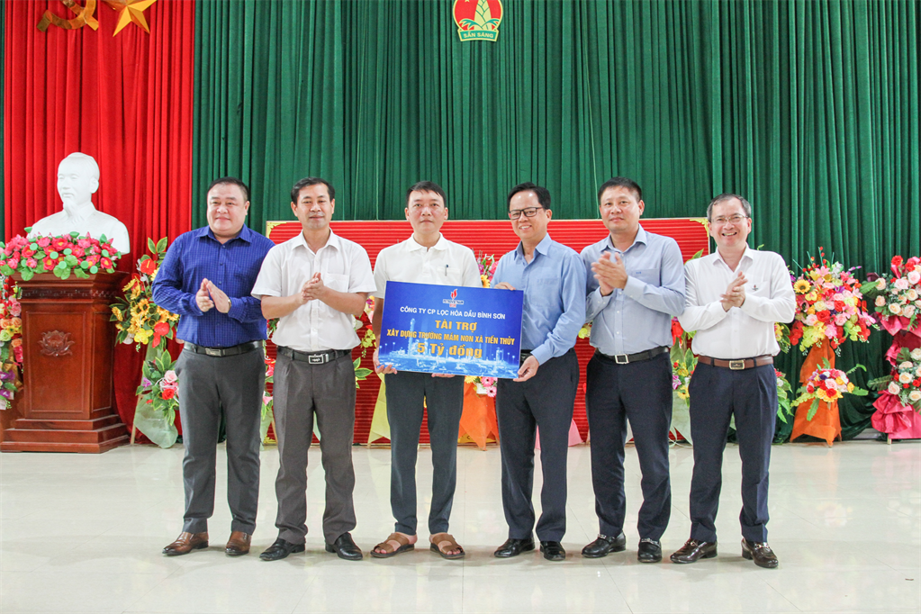 Hơn 316 tỷ đồng đã được BSR tài trợ để xây dựng các hạng mục trường học, thiết bị học tập, các chương trình khuyến học… trên khắp cả nước