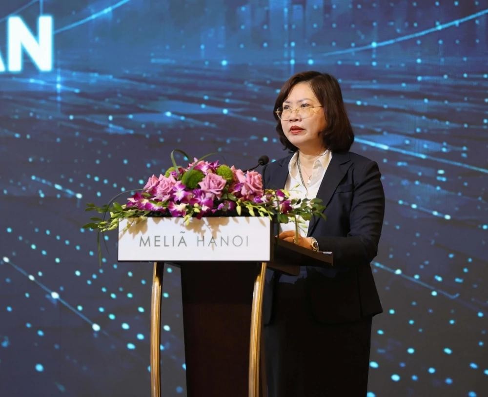 Bà Vũ Thị Chân Phương, Chủ tịch Ủy ban Chứng khoán Nhà nước phát biểu tại sự kiện