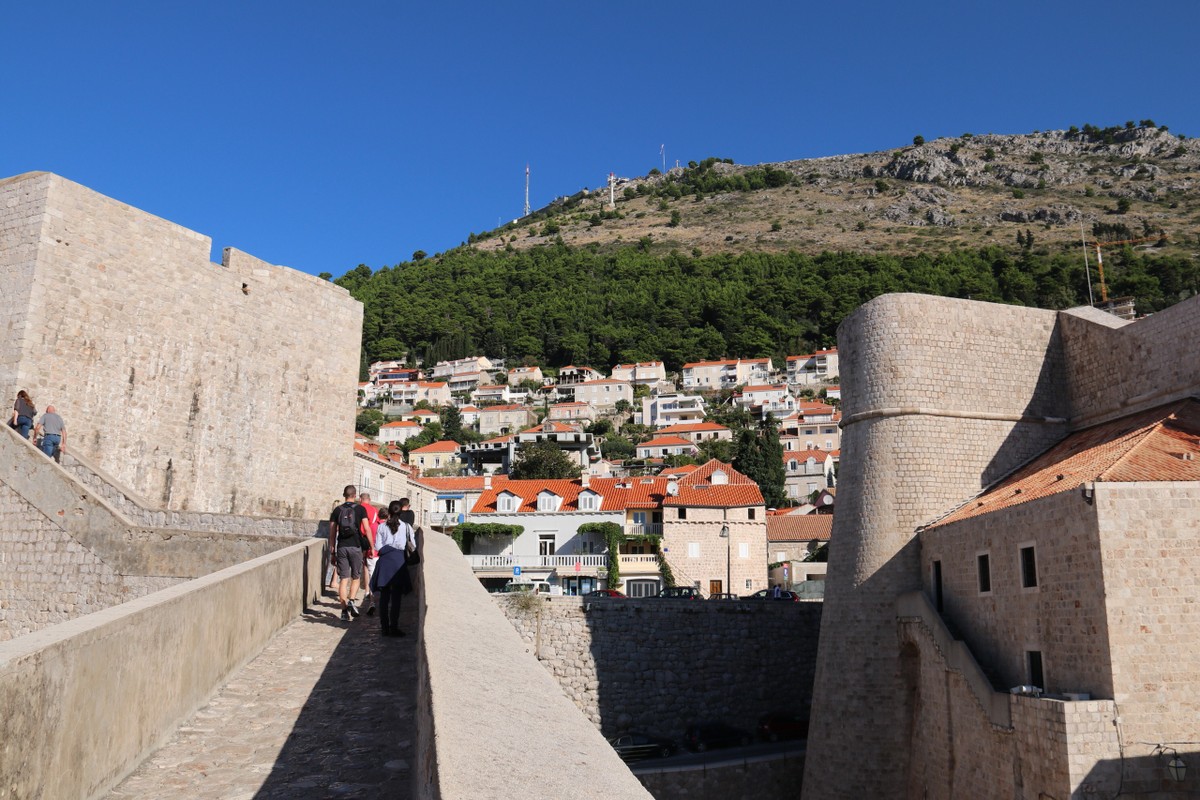 Dubrovnik, điểm đến “long lanh” bên bờ Địa Trung Hải ảnh 7
