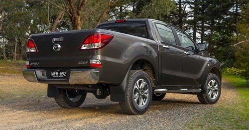 10 mẫu ô tô bán chạy nhất 6 tháng đầu năm 2016 ảnh 10