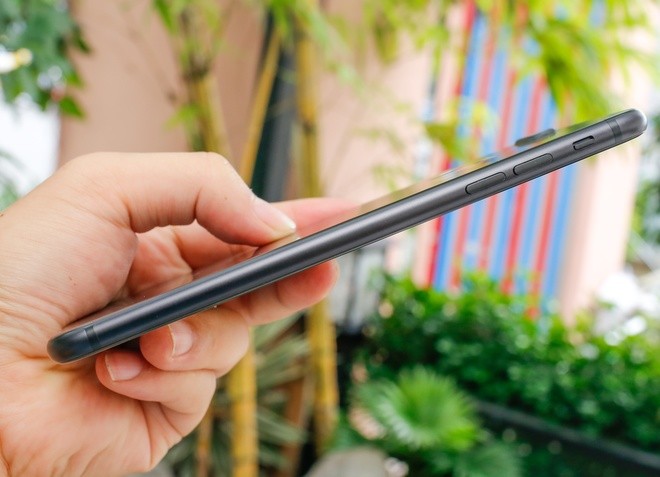 iPhone 7 Plus đầu tiên về Việt Nam, giá gần 38 triệu đồng ảnh 7