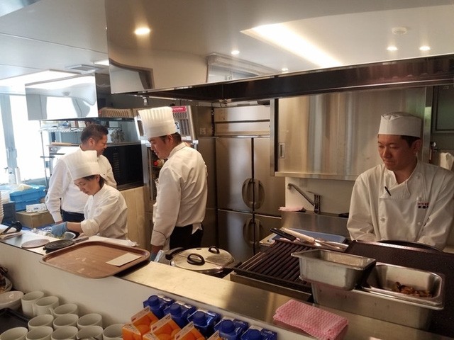 Tuổi già đãng trí trở thành đặc sản của “nhà hàng mang nhầm món” ảnh 5