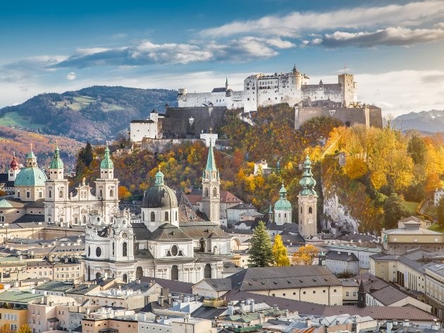 15 chuyến đi dành cho cặp đôi trong mùa Thu này ảnh 12