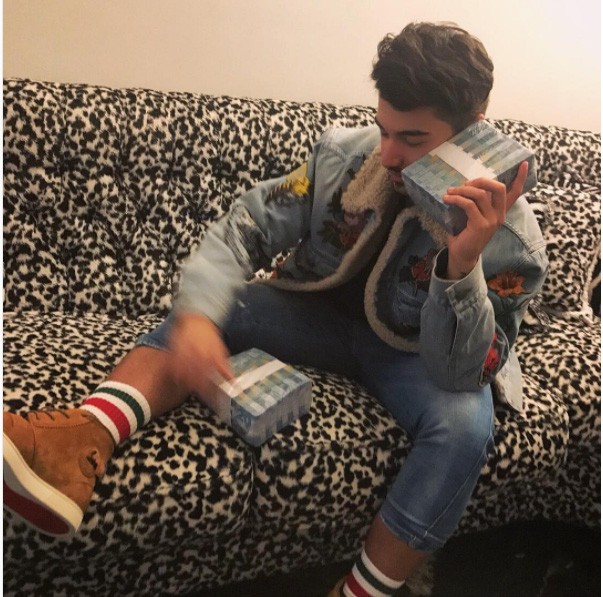 Cách tận hưởng mùa hè “sang chảnh” của con nhà giàu ảnh 8