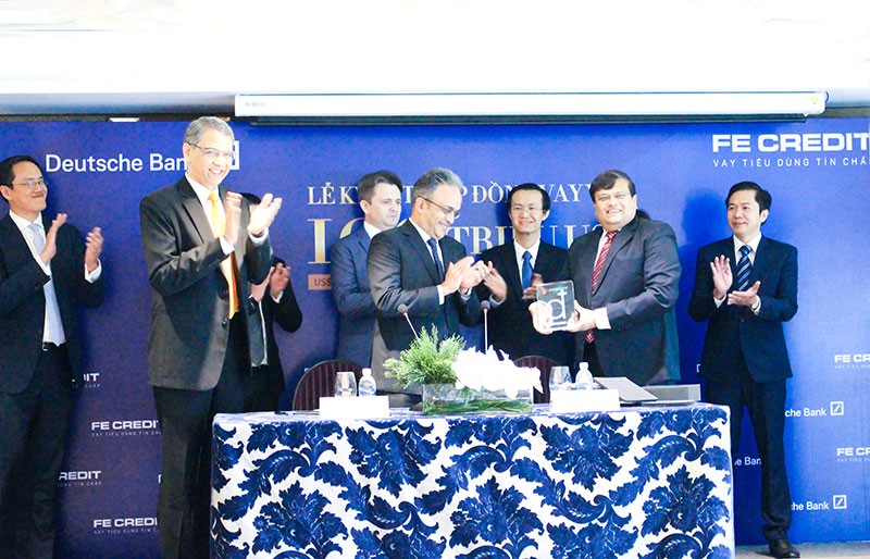 Deutsche Bank cung cấp khoản vay trị giá 100 triệu USD cho FE CREDIT ảnh 1