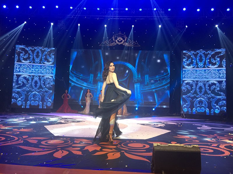 Lộ diện Hoa khôi Hương sắc LienVietPostBank 2017 ảnh 13