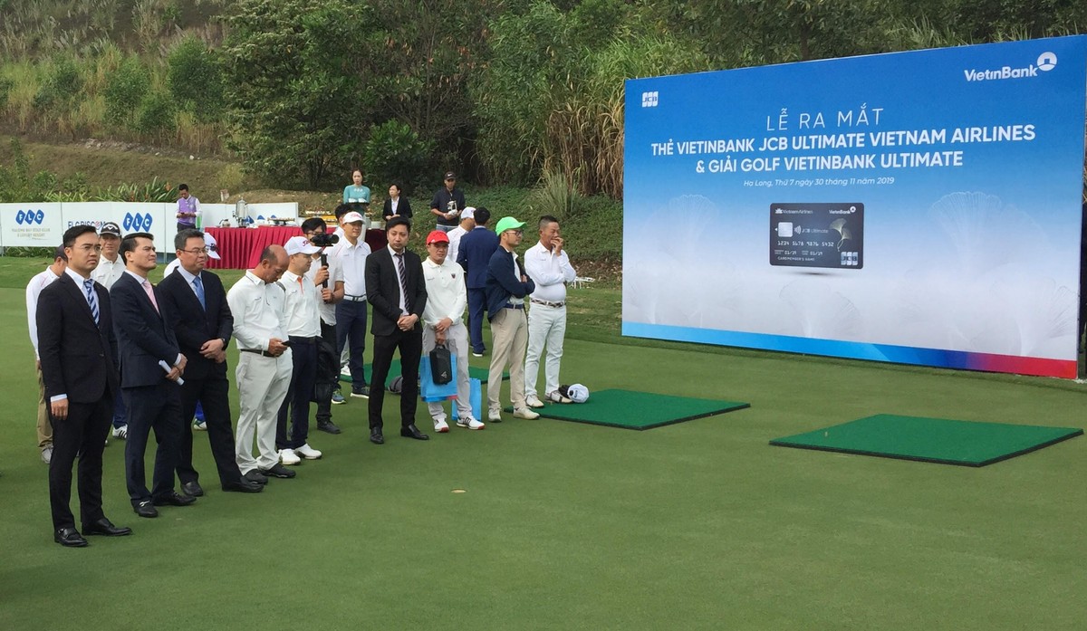 VietinBank ra mắt thẻ tín quốc tế cao cấp VietinBank JCB Ultimate Vietnam Airlines ảnh 1