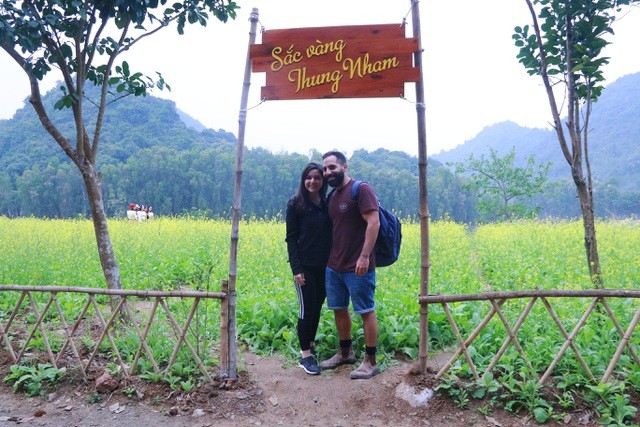 Vườn hoa cải rực vàng đẹp mê hồn khiến du khách nao lòng ở Thung Nham ảnh 16