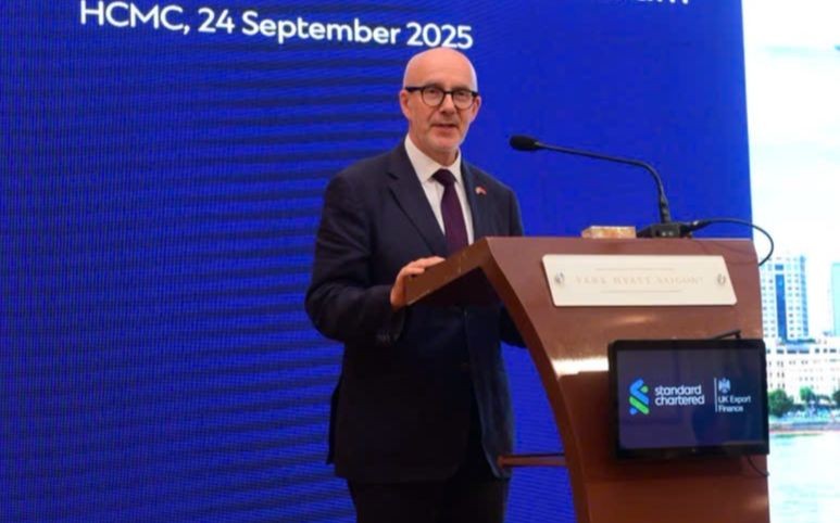 Ngài Matt Western, Nghị sĩ Quốc hội Vương quốc Anh, Đặc phái viên Thương mại của Chính phủ Anh tại Việt Nam, Thái Lan, Campuchia và Lào