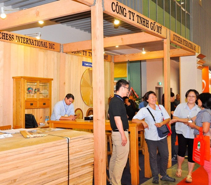320 doanh nghiệp tham dự triển lãm chuyên ngành gỗ lớn nhất Việt Nam tại TP. HCM ảnh 1