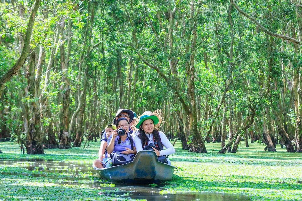 Mùa nước nổi vòng quanh thủ phủ tràm của Việt Nam  ảnh 1