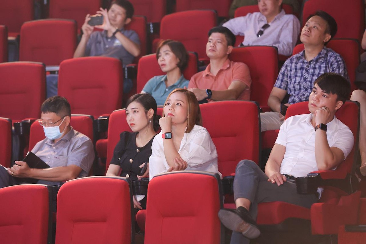 Nhà đầu tư rất quan tâm những thông tin Rich Nguyen Academy công bố. Nhà đầu tư rất quan tâm những thông tin Rich Nguyen Academy công bố.