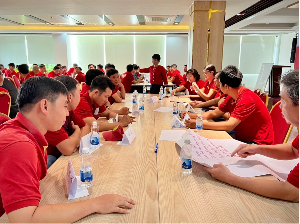 Mỗi người Sao Mai Super Feed là một kênh quảng bá thương hiệu.