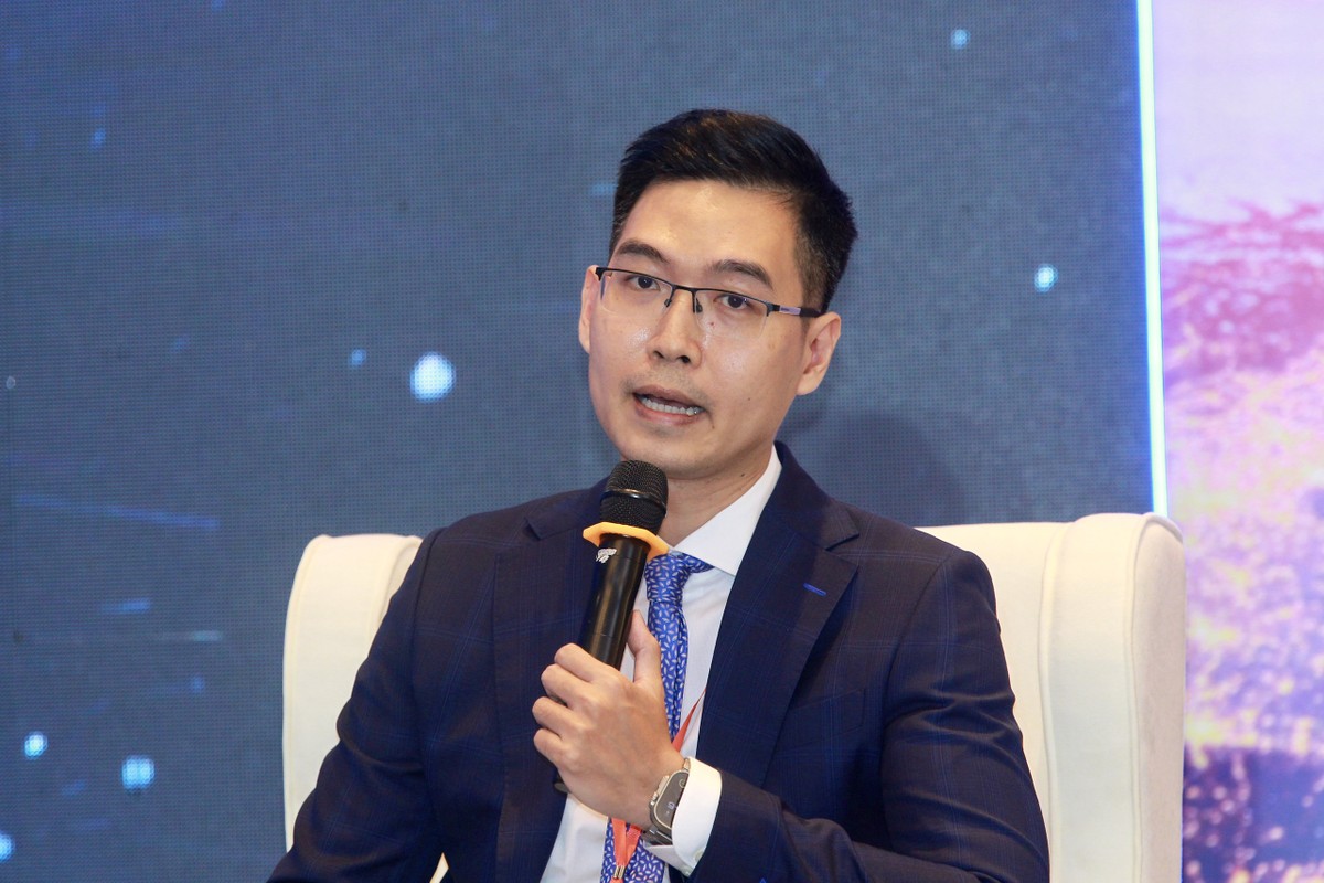 Ông Tống Quốc Đạt, Trưởng phòng Phân tích thị trường cấp cao Exness Investment Bank chia sẻ tại Diễn đàn.