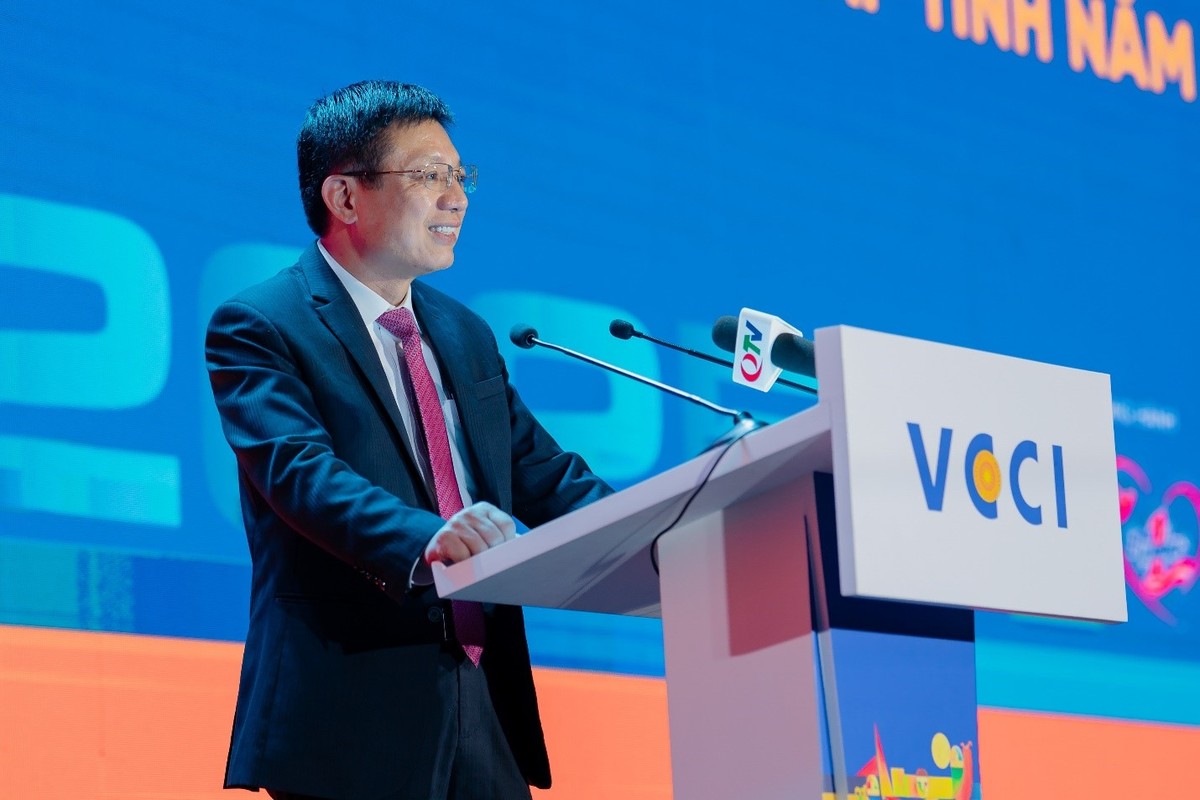 Ông Hồ Sỹ Hùng, Chủ tịch VCCI phát biểu tại lễ công bố Báo cáo Kinh tế tư nhân Việt Nam và PCI 2025