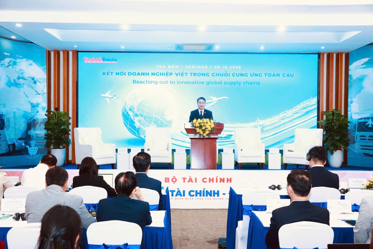 Với nền tảng kinh tế vĩ mô ổn định, môi trường chính trị - xã hội an toàn và mạng lưới hiệp định thương mại tự do rộng khắp, Việt Nam đã và luôn là một trong những điểm đến an toàn và hấp dẫn cho các nhà đầu tư nước ngoài. Ảnh Chí Cường.