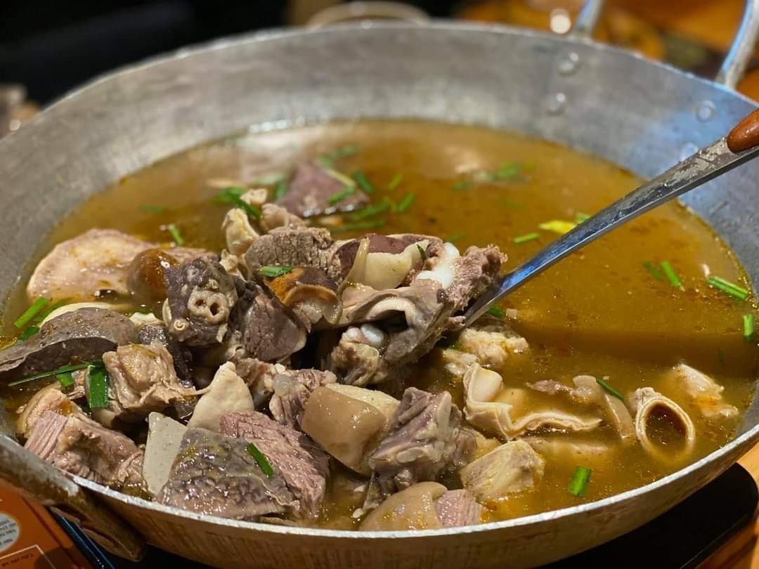 Lẩu thắng cố nổi tiếng của dân Bắc Hà