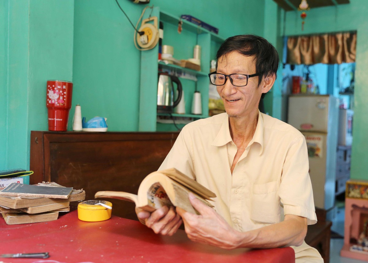 Người “hồi sinh” sách cũ cuối cùng tại Sài Gòn ảnh 15