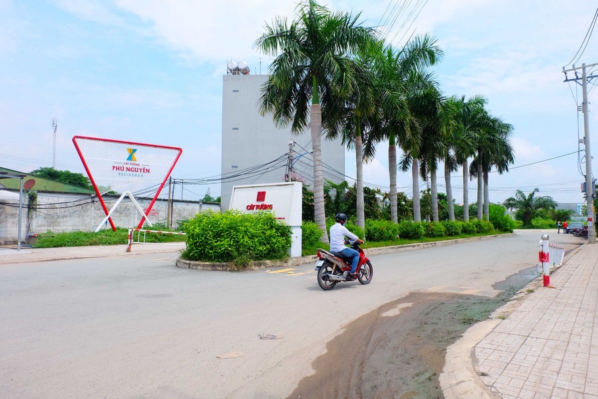 Những dự án vắng bóng người tại Long An ảnh 7