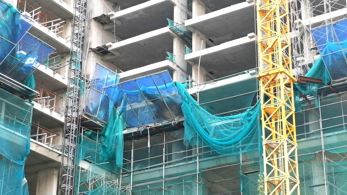 Một dấu hiệu thể hiện rõ việc dự án đã nằm “bất động” lâu ngày. (Ảnh: Việt Dũng)