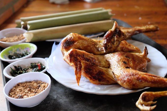Đến Pleiku ăn đặc sản cơm lam gà nướng ảnh 10