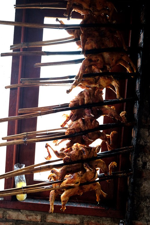 Đến Pleiku ăn đặc sản cơm lam gà nướng ảnh 6