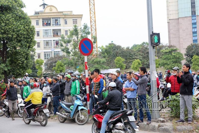 Cháy lớn quán karaoke ở Linh Đàm ảnh 2