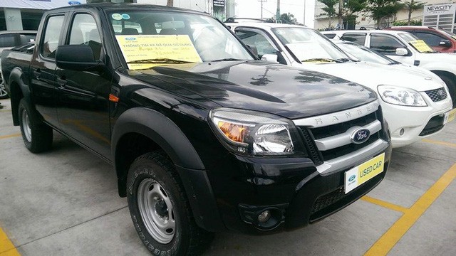 Ô tô giảm tiếp 200 triệu đồng, nhanh tay vét hàng chơi tết ảnh 1