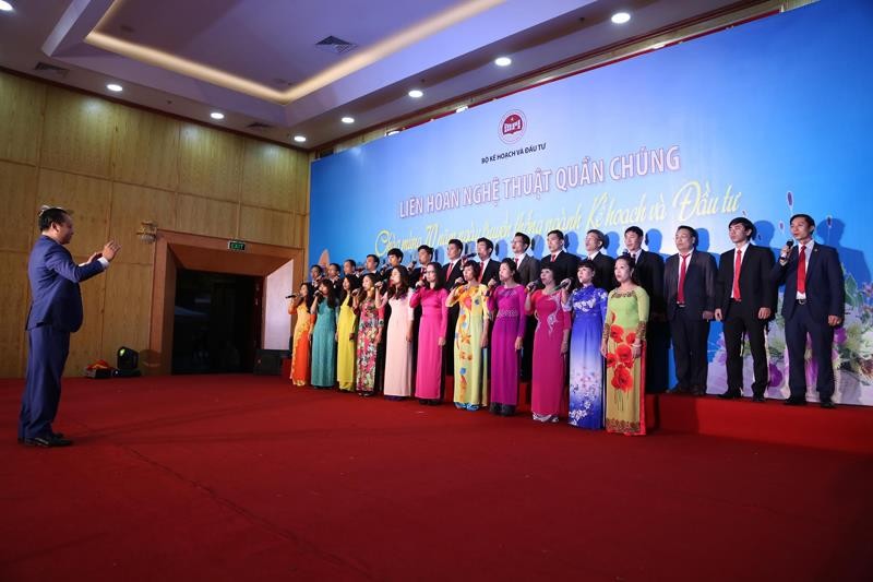 Công đoàn Bộ Kế hoạch và Đầu tư: Thực hiện tốt vai trò tham mưu ngay từ công tác Công đoàn ảnh 4