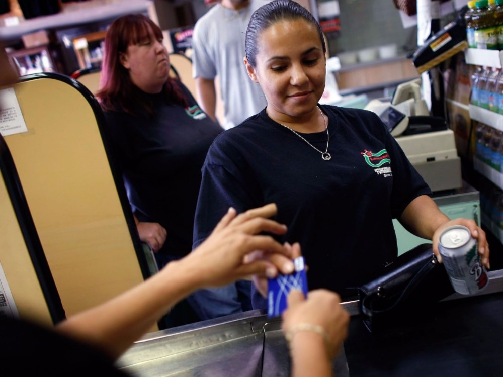 5 quyết định tài chính sai lầm có thể huỷ hoại cuộc đời bạn ảnh 3