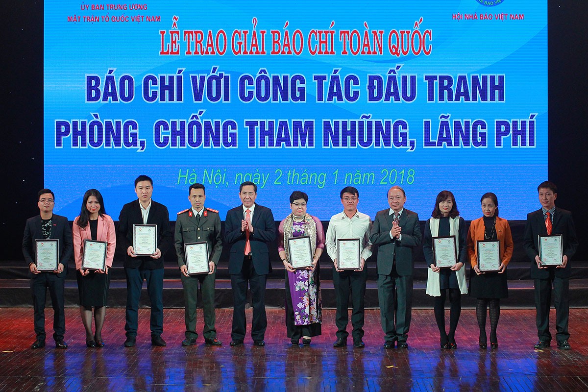 Báo Đầu tư đạt giải “Báo chí với công tác phòng, chống tham nhũng, lãng phí“ ảnh 1