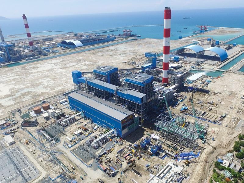 Từ năm 2016, tiền đầu tư xây dựng của Tập đoàn Điện lực đi theo chiều giảm ảnh 1