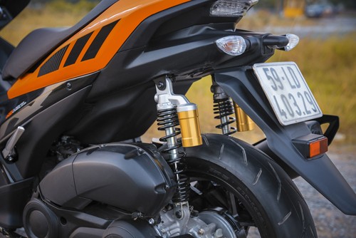 Yamaha ra mắt NVX 155 ABS màu mới ảnh 1