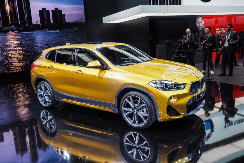 BMW X2 - đối thủ mới của Mercedes GLA ảnh 2