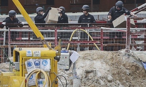 Hong Kong sơ tán 1.300 người để gỡ bom gần nửa tấn ảnh 1