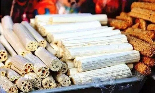 Tục cúng kẹo cho ông Công ông Táo ở Trung Quốc ảnh 2